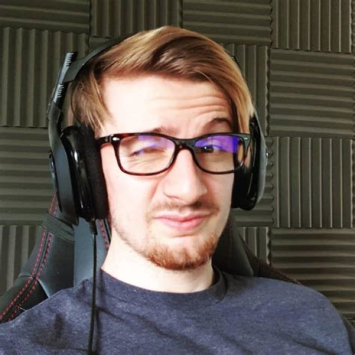 8-BitRyan - Age, Family, Bio