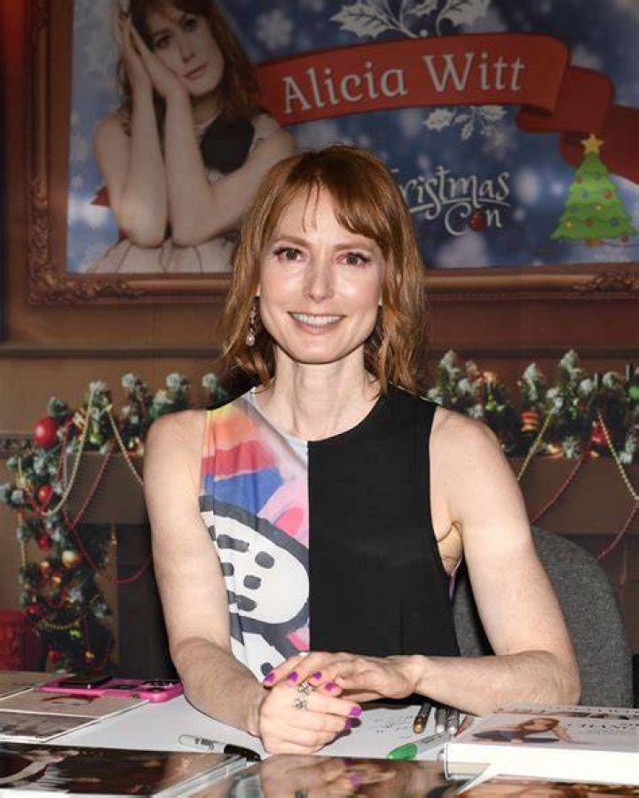 Alicia Witt on her weekend vacation mode.