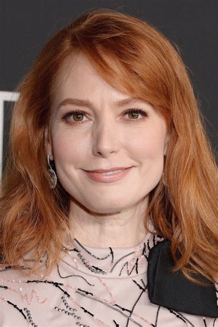 Alicia Witt Profile Image