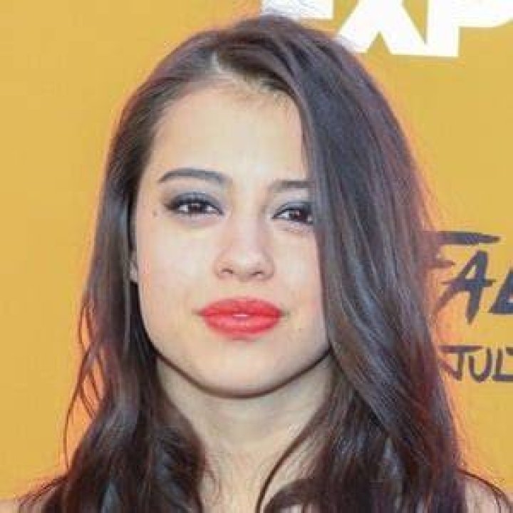 Amber Midthunder - Age, Family, Bio