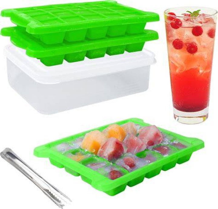 Are plastic ice trays safe?
