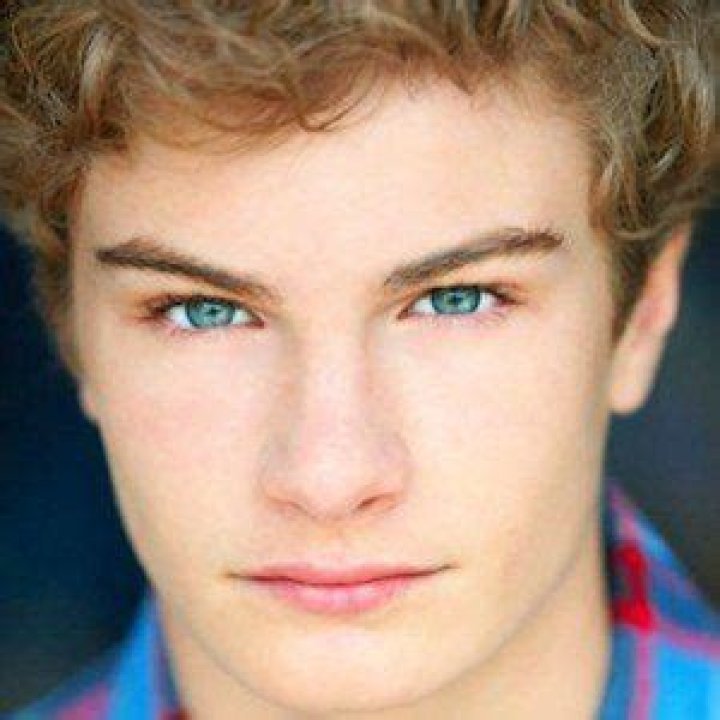 Brady Tutton - Age, Family, Bio