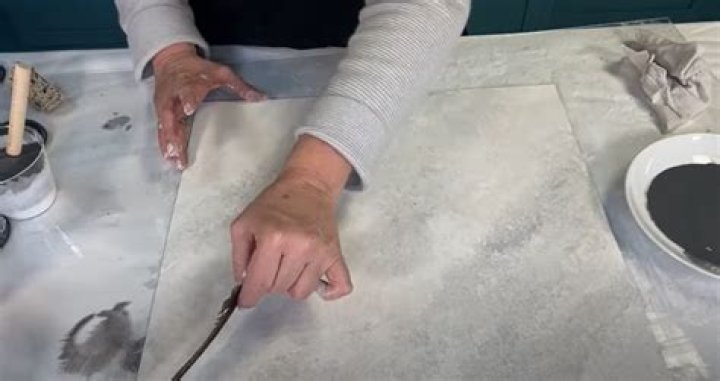 Can I use chalk paint on marble?