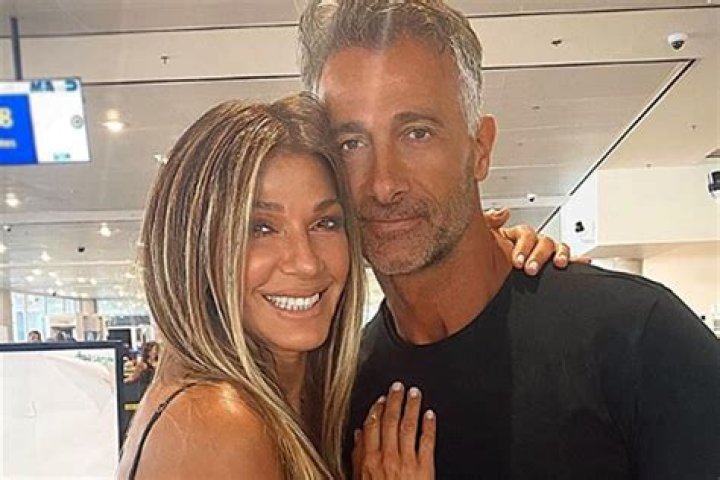Catherine Fulop has a great physique.