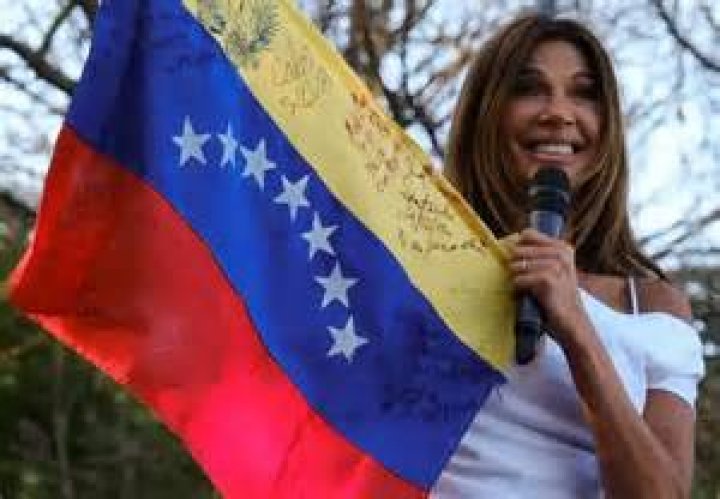 Catherine Fulop lives a rich lifestyle.