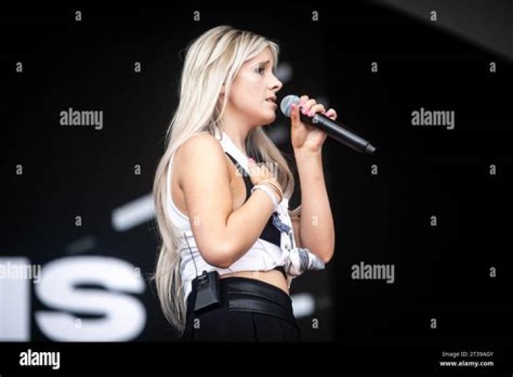 Chloe Adams Highlights