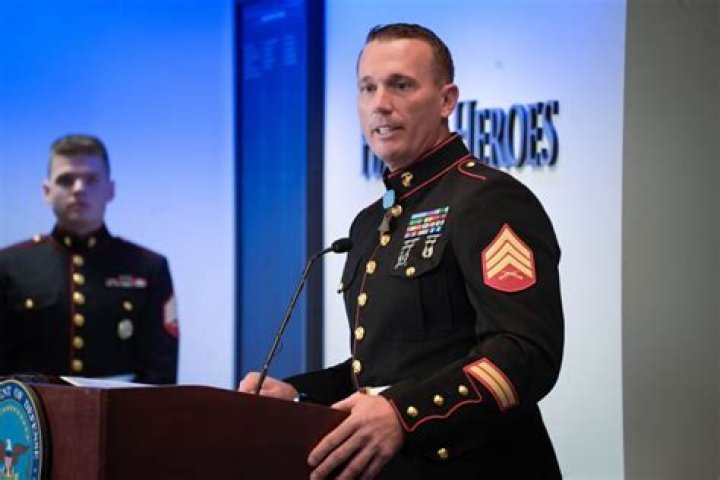 Dakota Meyer Bio (Wiki) 