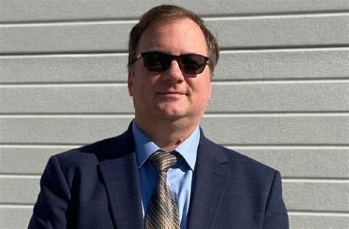 Daniel Mara Bio (Wiki) 