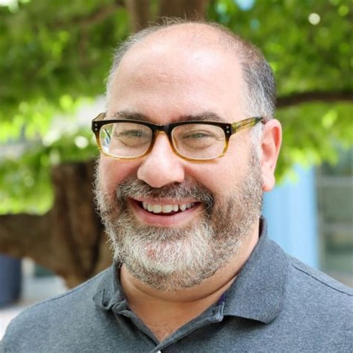 Dave Goldberg Bio (Wiki) 