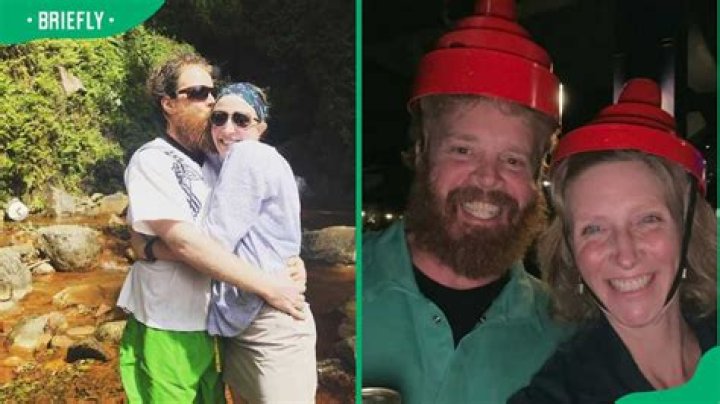 Does Chase Morrill have a wife?