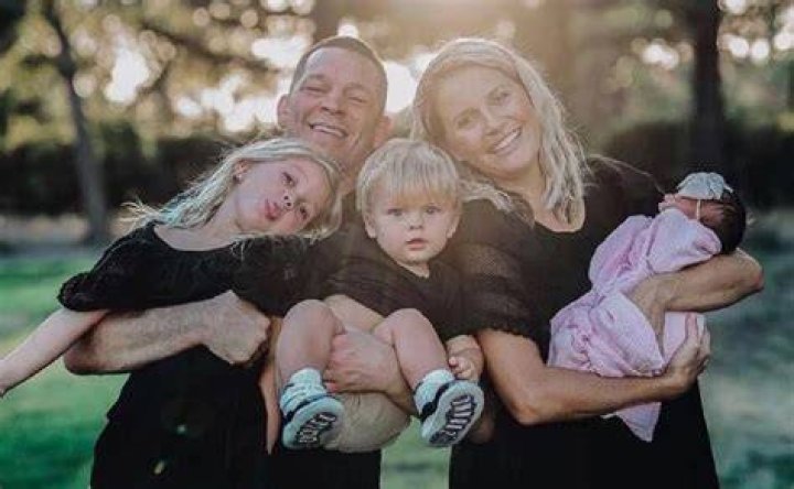 Does Nate Diaz have a baby?