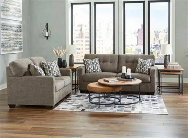 Does Raymour and Flanigan have good furniture?