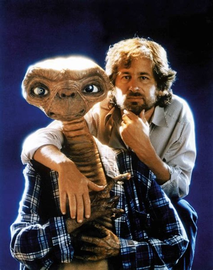 Does Steven Spielberg appear in ET?