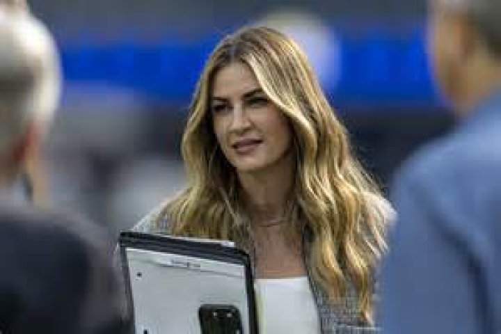 Erin Andrews' pet Howard