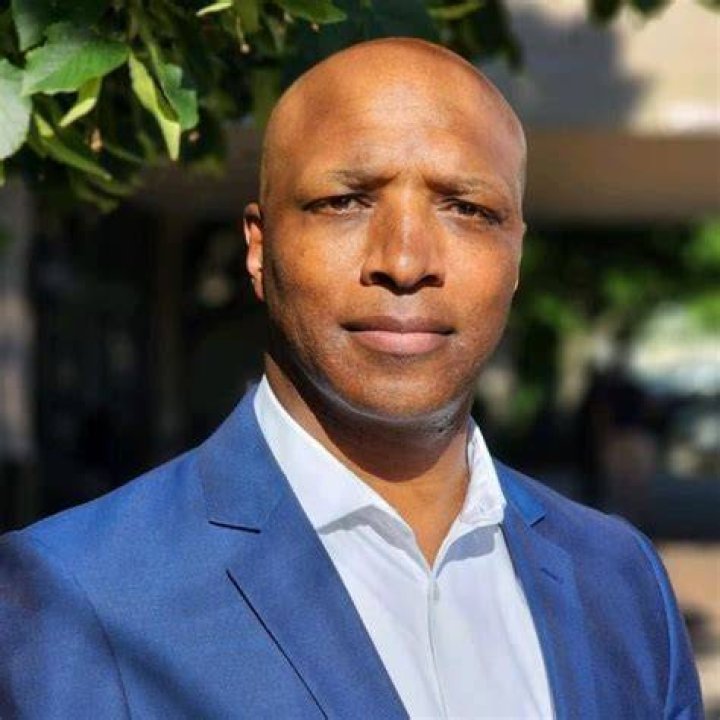 Greg Simmons Bio (Wiki) 