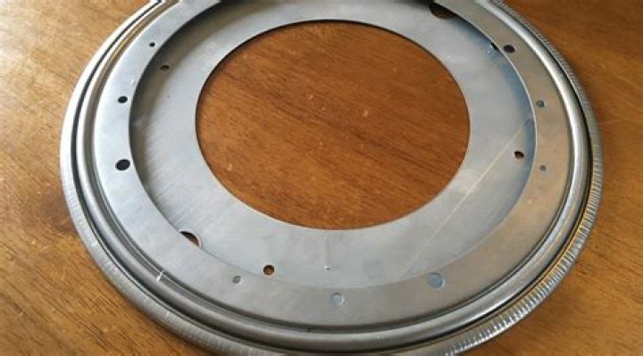 How do you disassemble a lazy Susan?