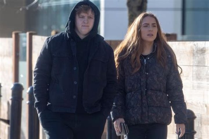 Is Lewis Capaldi still with Catherine Halliday?