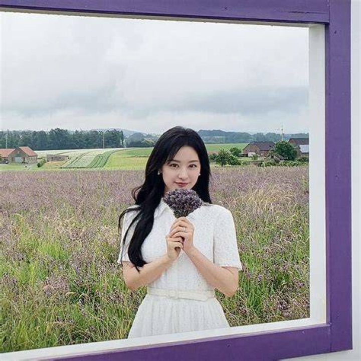 Kim Ji-won Pets