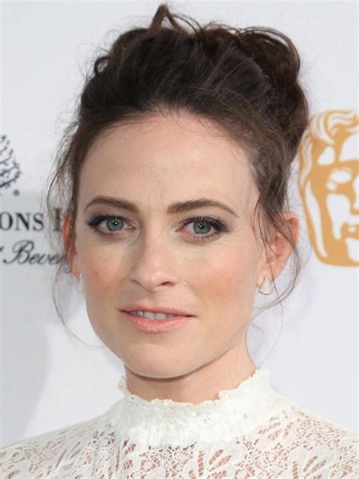 Lara Pulver Lara Pulver