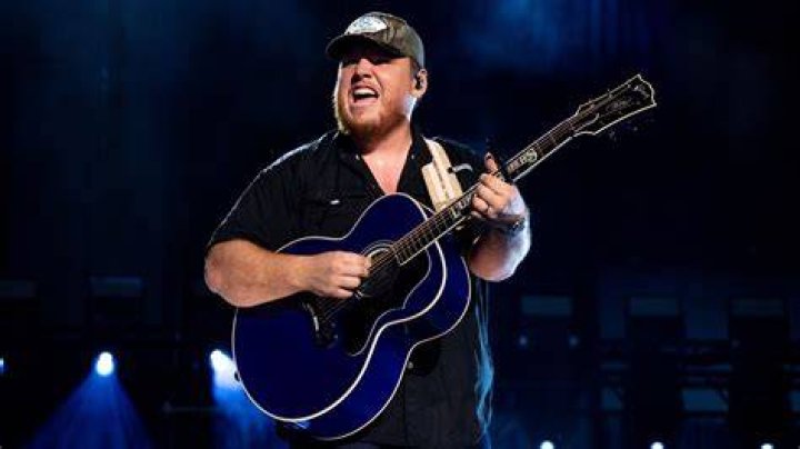 Luke Combs' pet Jojo