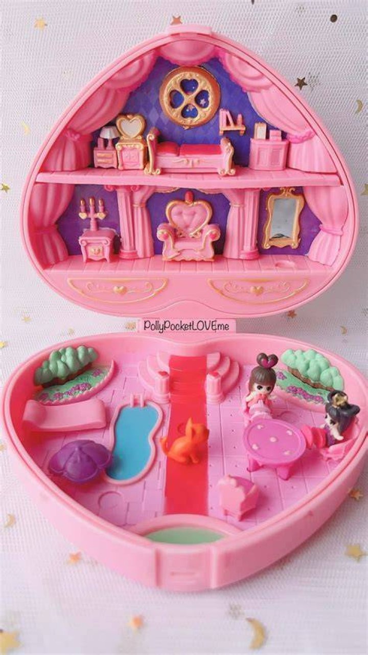 Polly_Pockets collector's toy