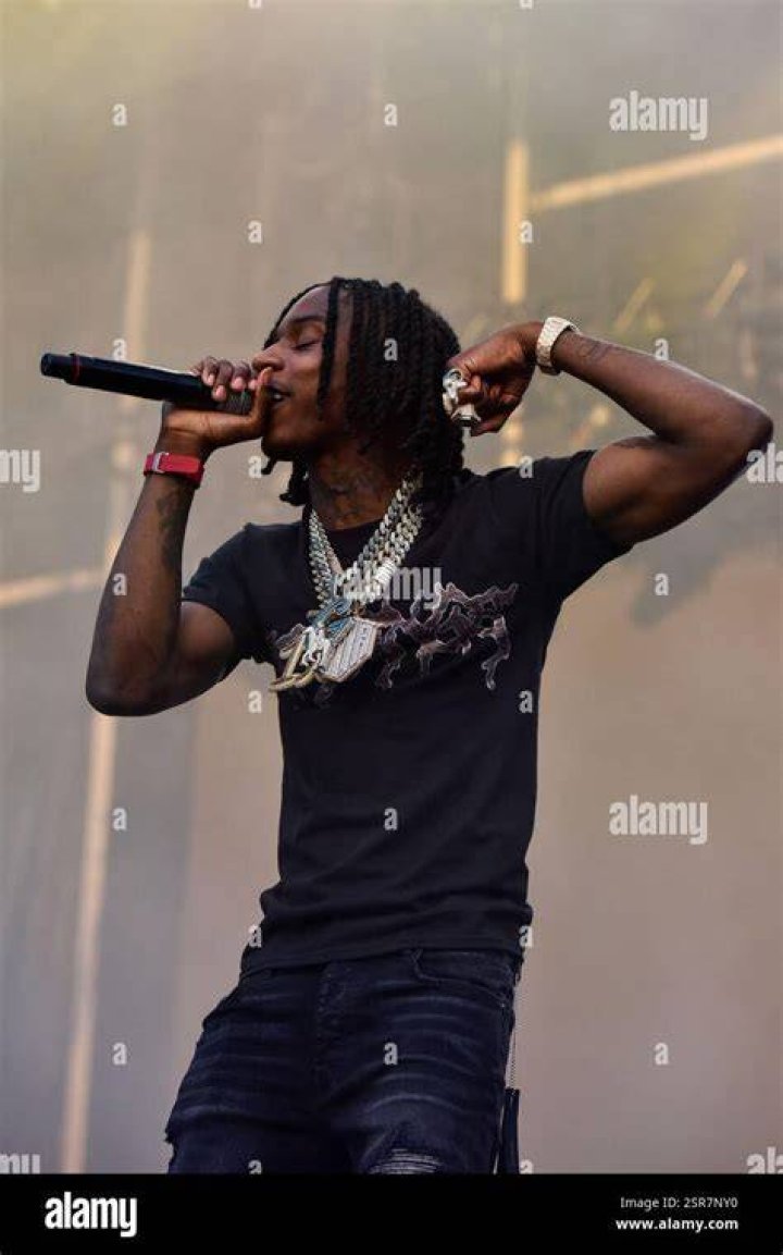 Polo G performing live