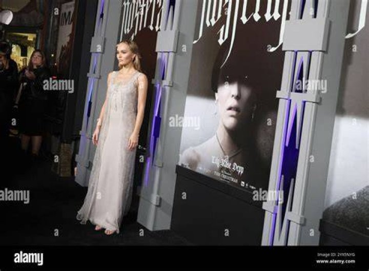 Premiere Of Focus Features' "That Akward Moment" - Red Carpet