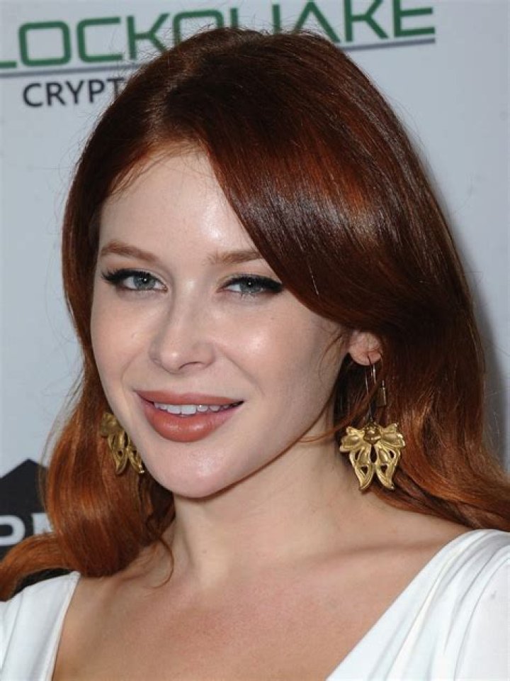 Renee Olstead photo