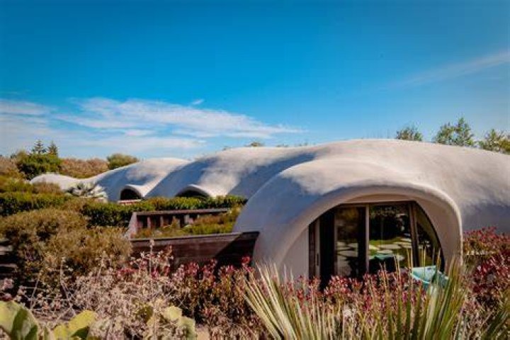 Robert Downey Jr. Eco Friendly House