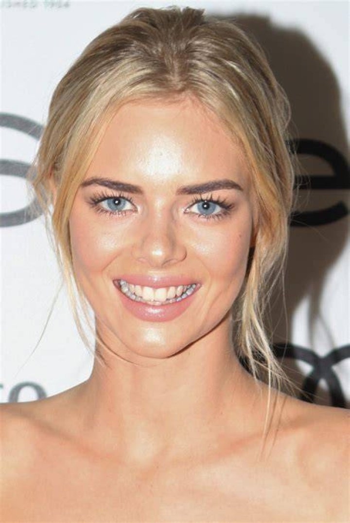 Samara Weaving photo