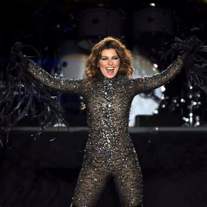Shania Twain's pet Jet, Luna, and Melody