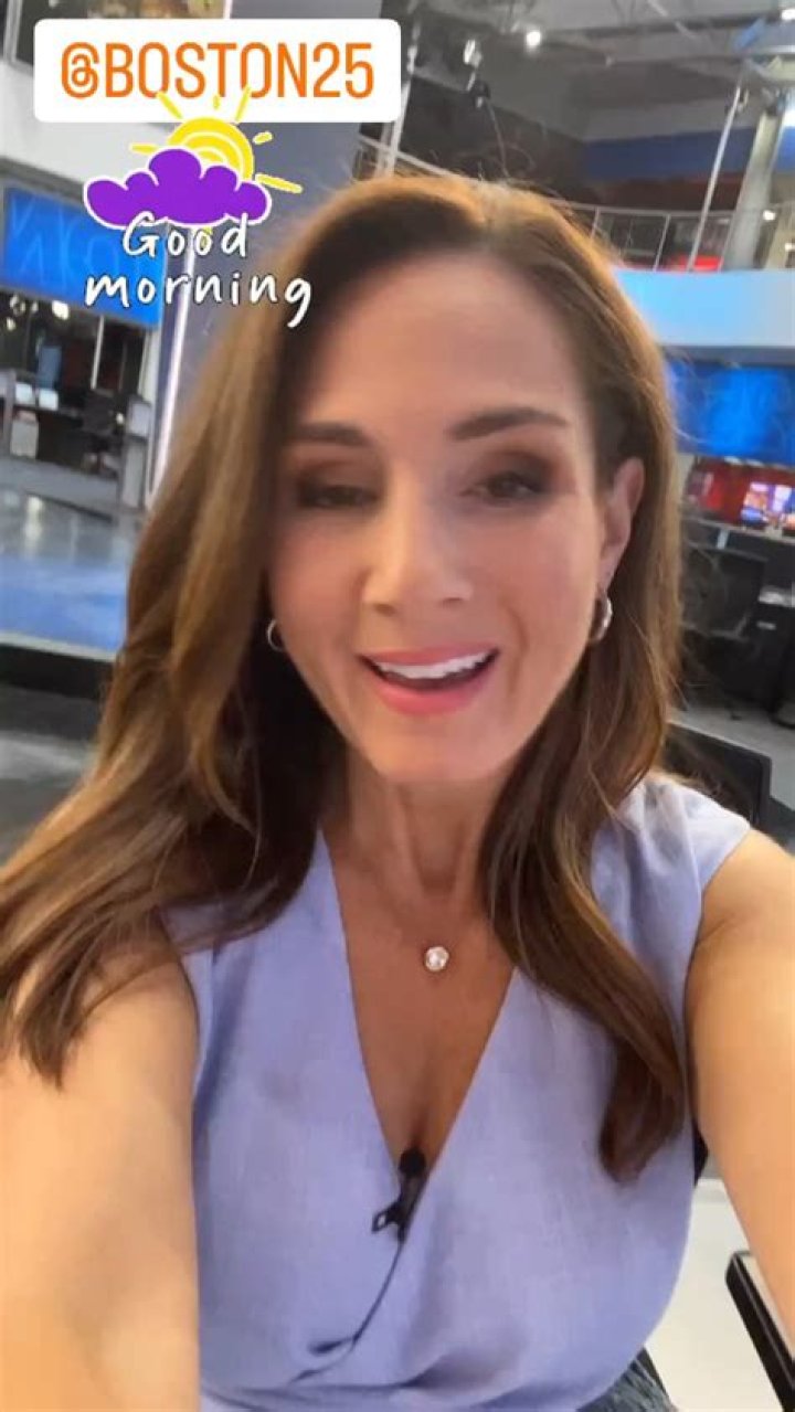 Shiri Spear at FOX 25. Know more about Shiri professional life, career, news network and other