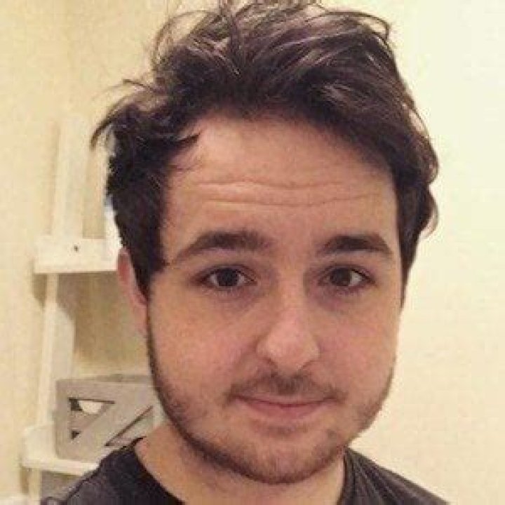 SmallishBeans - Age, Family, Bio