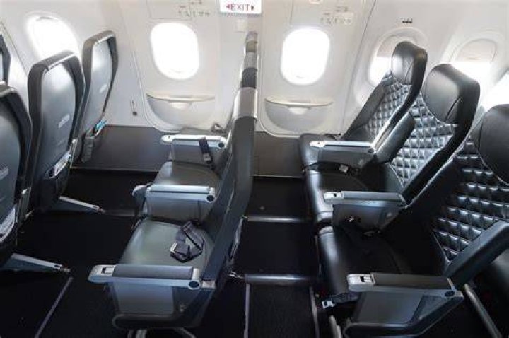 What is a stretch seat on frontier?