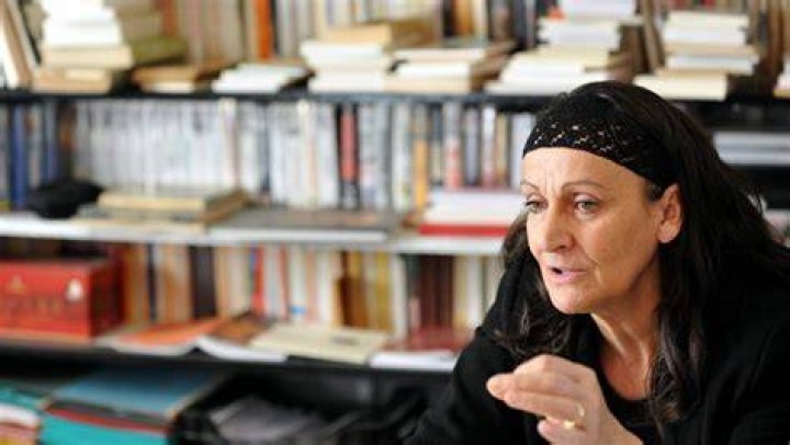 Where is Anne Sicco now?