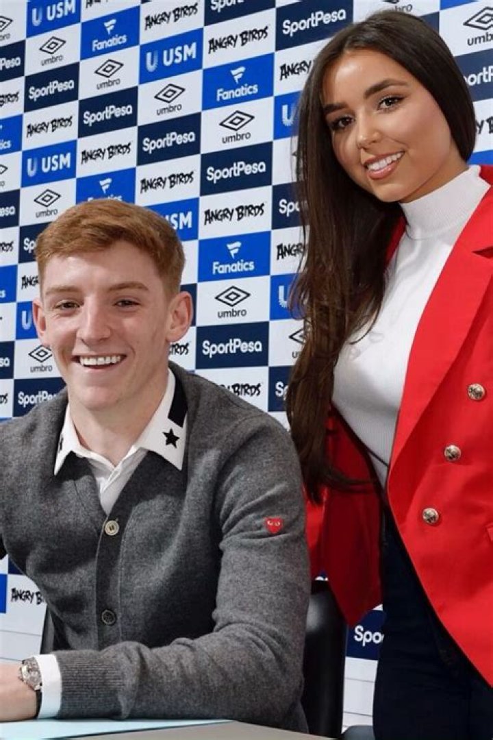 Who Is Anthony Gordon Girlfriend?