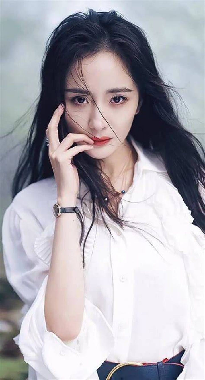 Yang Mi Bio (Wiki) 